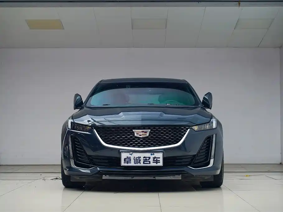 Cadillac CT5 2022 — фото 2