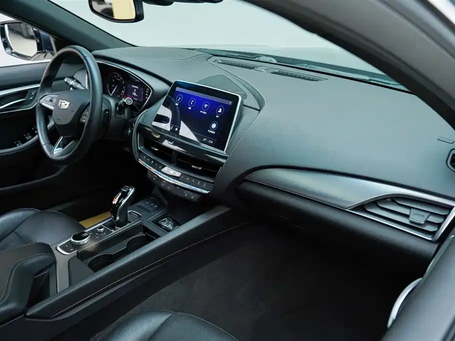 Cadillac CT5 2022 — фото 13