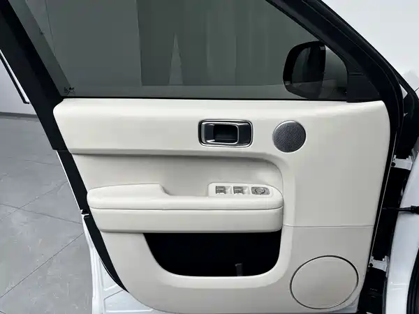 Li Auto L6 2024