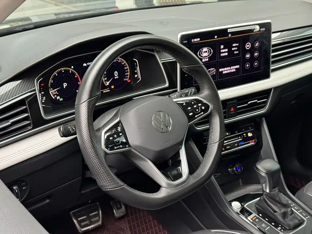Volkswagen Tiguan L 2022 — фото 12
