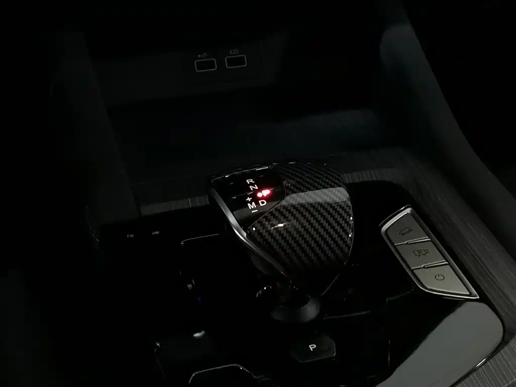 Jetour X90 PLUS 2025 — фото 13