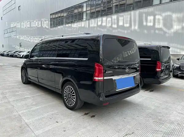 Mercedes-Benz V-Class 2017