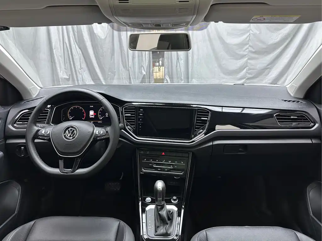 Volkswagen T-Roc 2021