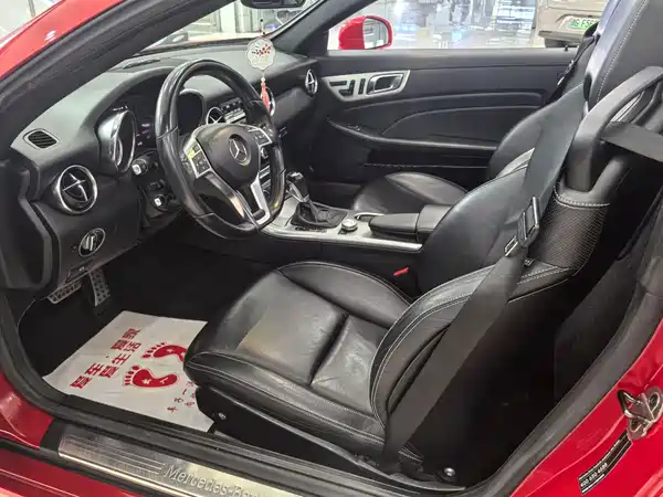 Mercedes-Benz SLK-Class 2015