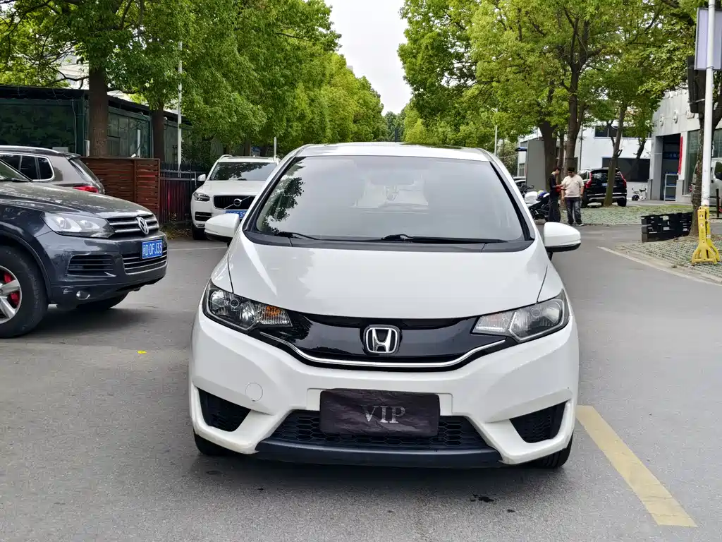 Honda Fit 2017 — фото 2