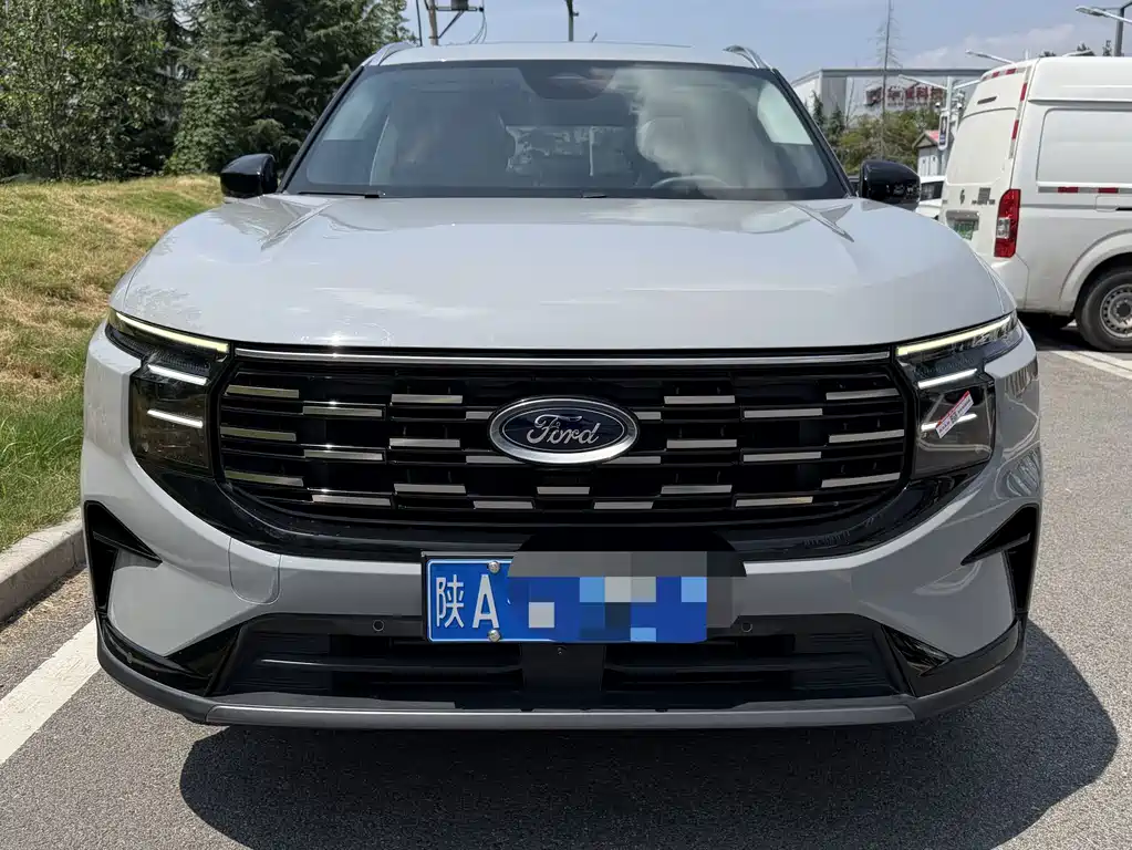 Ford Edge 2023 — фото 2
