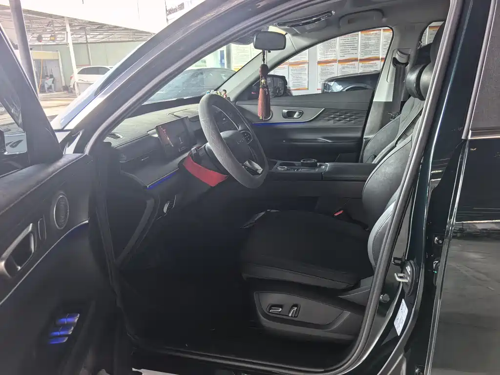 Chery Tiggo 8 PLUS 2025 — фото 3