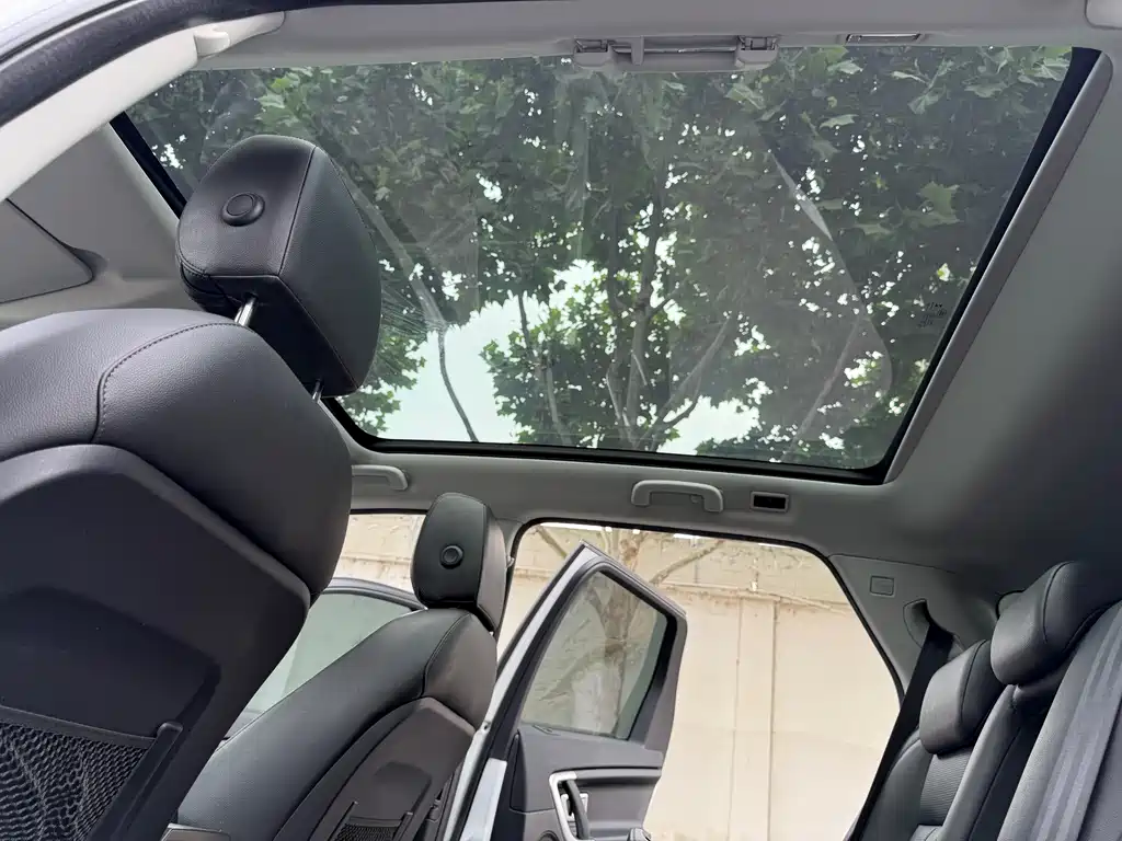 Land Rover Discovery Sport 2019 — фото 25