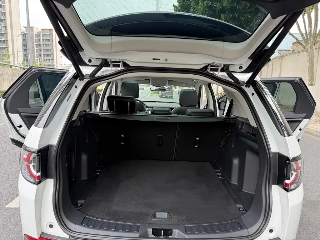 Land Rover Discovery Sport 2019 — фото 26