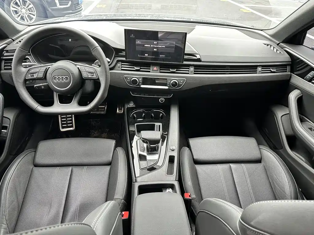 Audi A4L 2023 — фото 11