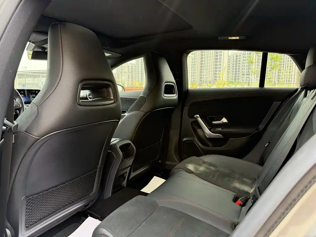 Mercedes-Benz CLA 2023 — фото 13