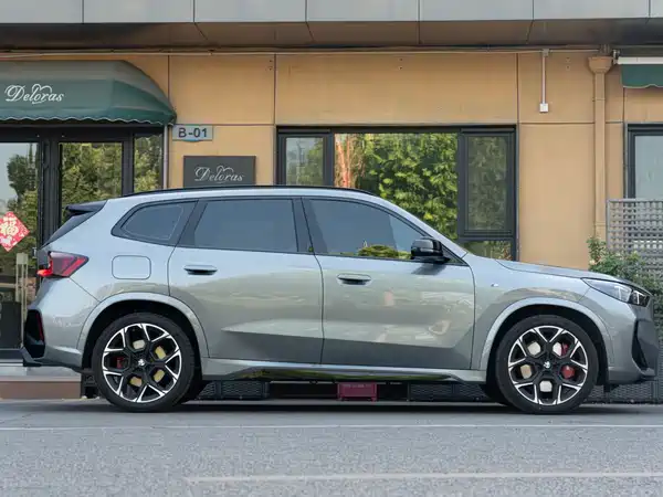 BMW X1 M35Li 2025