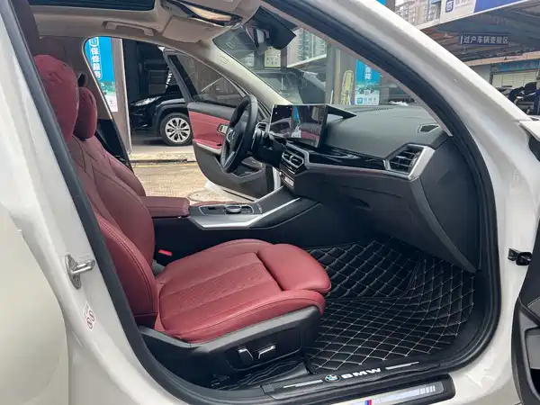 BMW 3 Series 2024