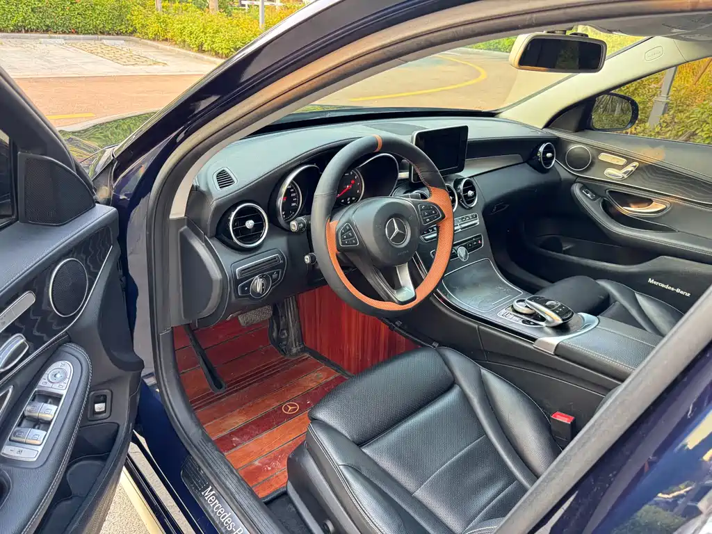 Mercedes-Benz C-Class 2018