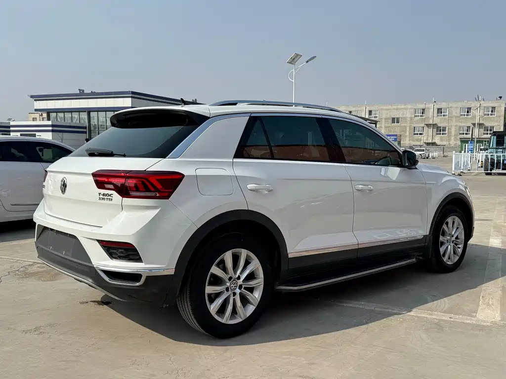 Volkswagen T-Roc 2019 — фото 6