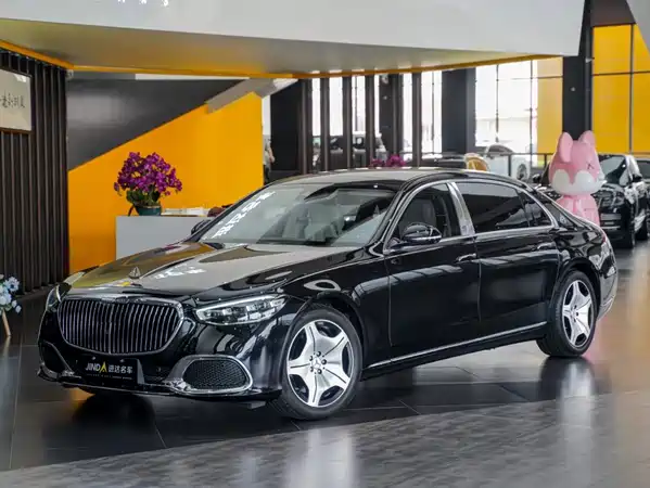 Mercedes-Benz Maybach S-Class 2023