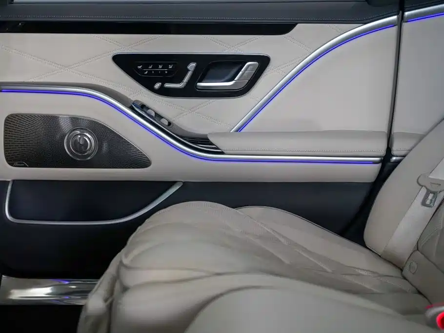 Mercedes-Benz Maybach S-Class 2023 — фото 15