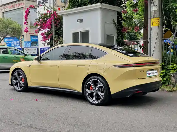 NIO ET5 2022