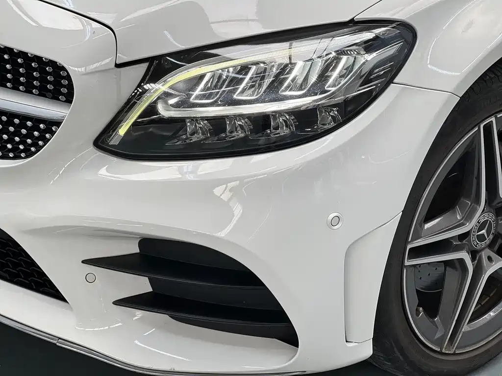 Mercedes-Benz C-Class 2019
