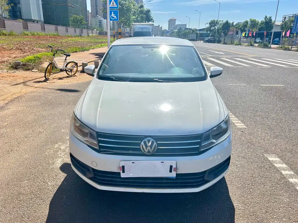 Volkswagen Santana 2015