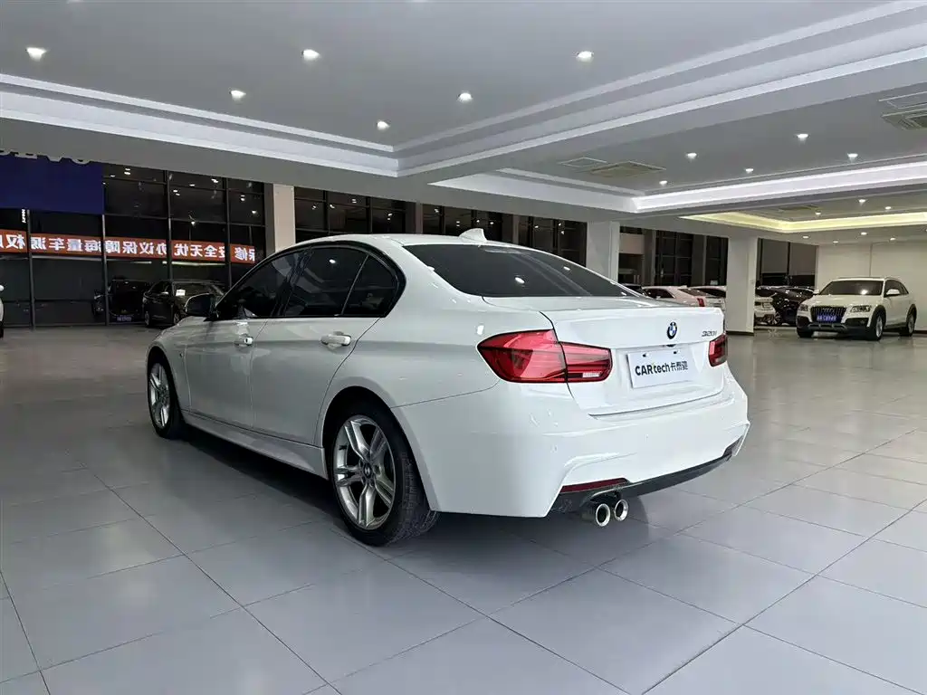 BMW 3 Series 2018 — фото 7