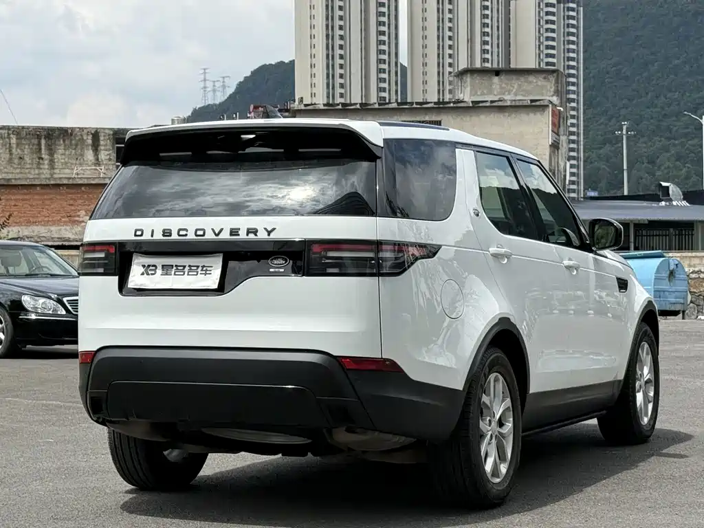 Land Rover Discovery 2020 — фото 13