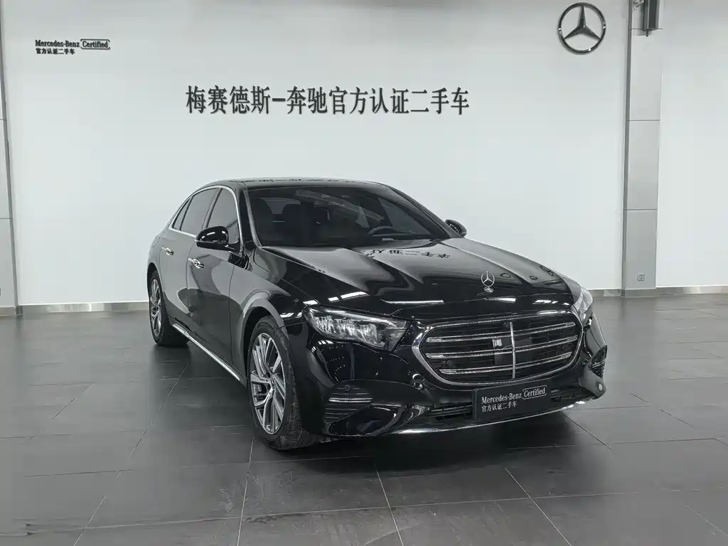 Mercedes-Benz E-Class 2025