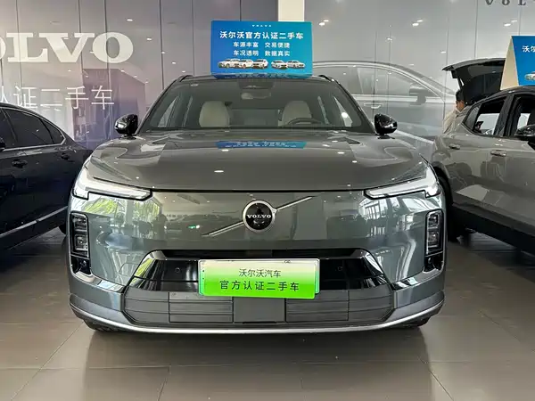Volvo XC70 Plug-In Hybrid 2026