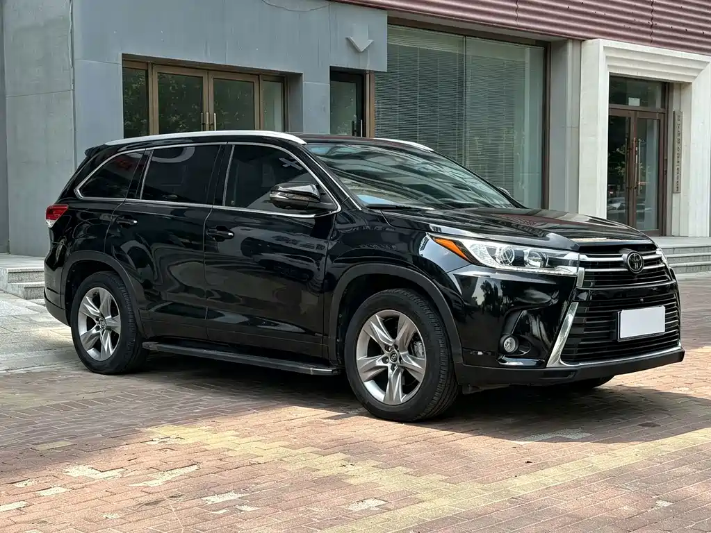 Toyota Highlander 2019 — фото 3
