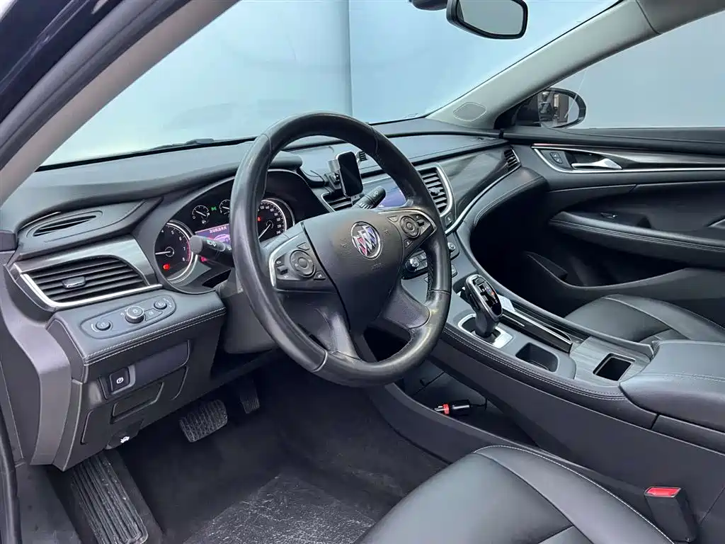 Buick LaCrosse 2021 — фото 11