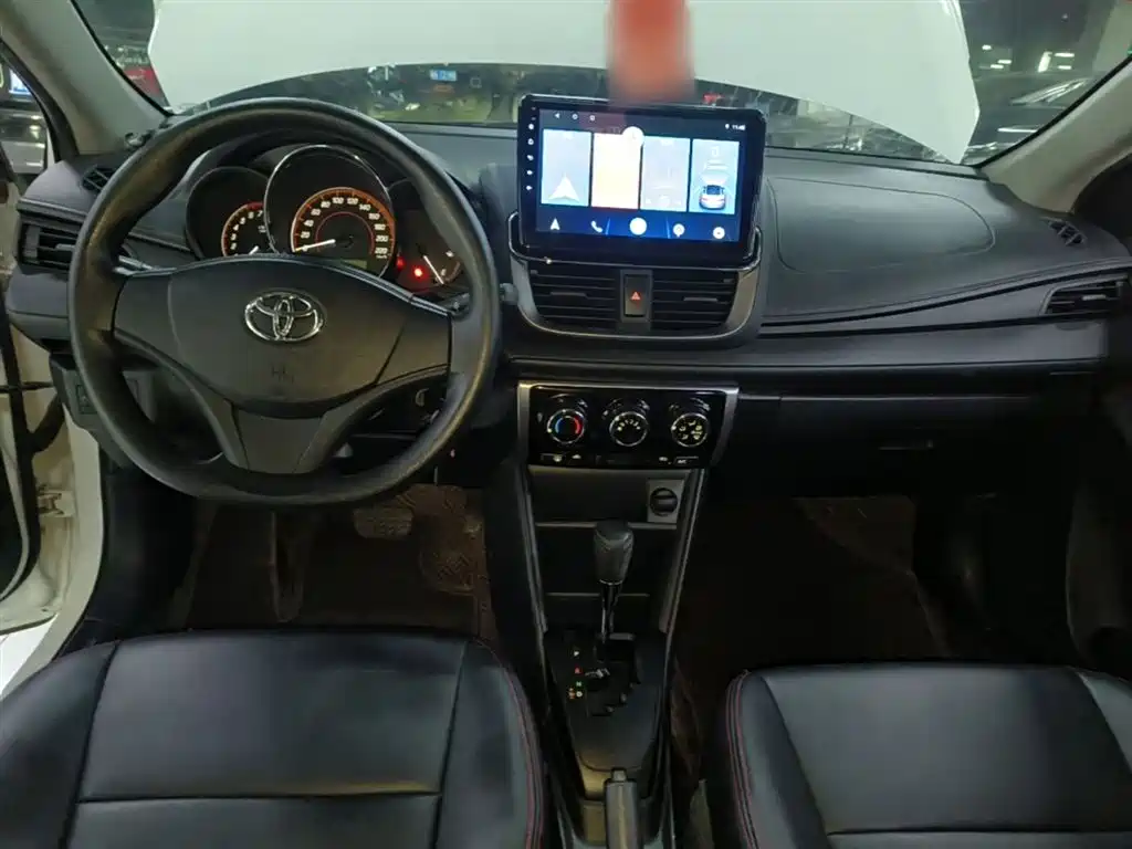 Toyota Yaris L 2021 — фото 10