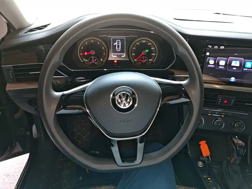 Volkswagen Passat 2019 — фото 11