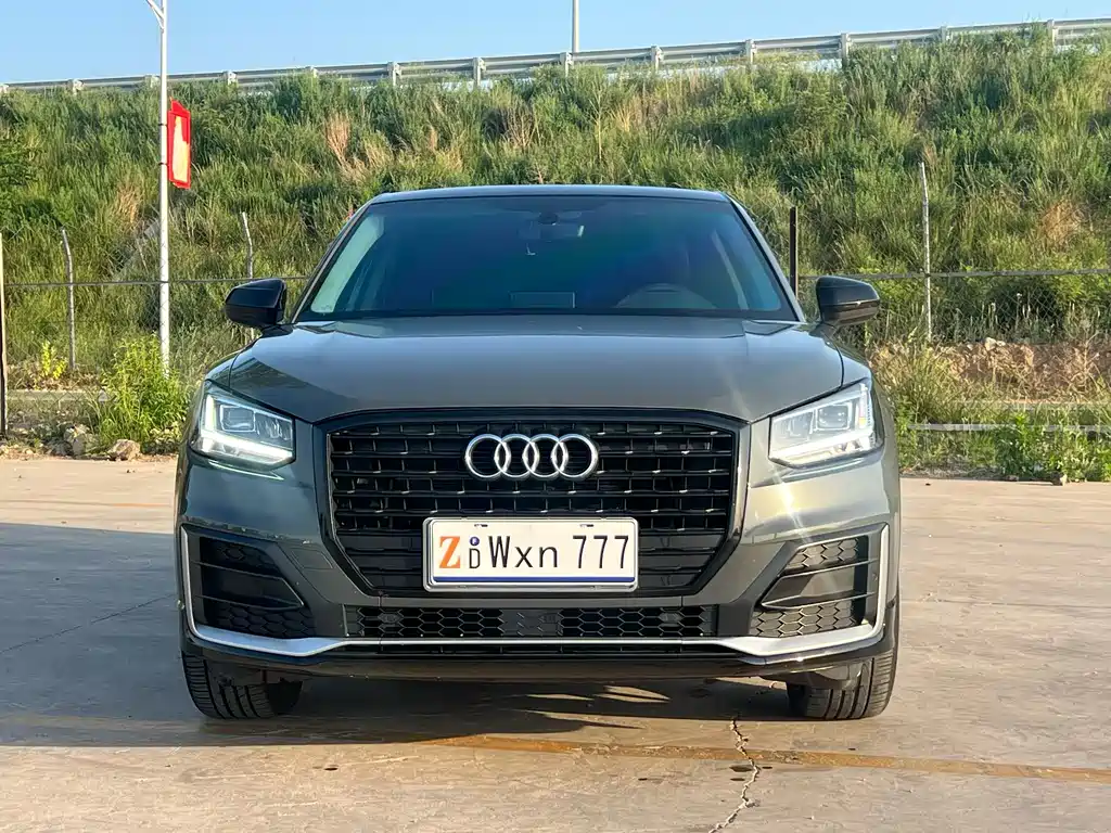 Audi Q2L 2021 — фото 2