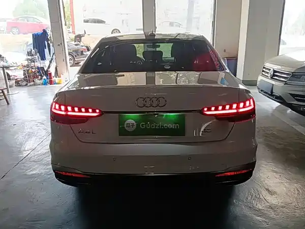 Audi A4L 2022