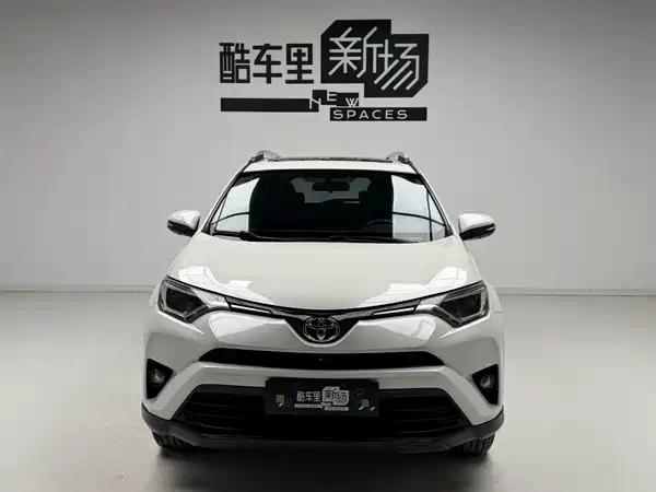 Toyota RAV4 2016