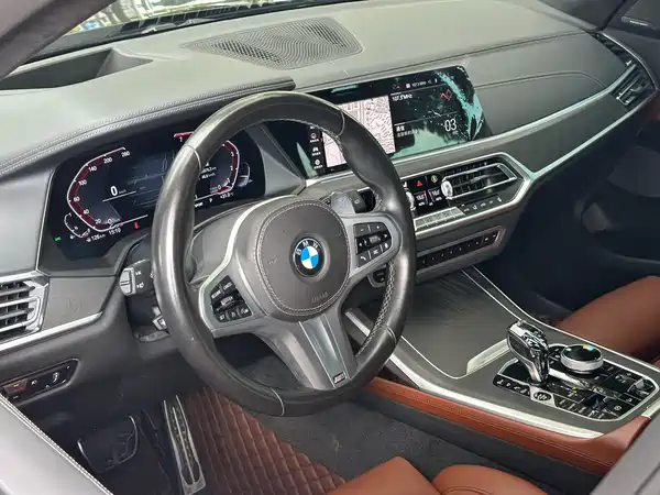 BMW X7 2022