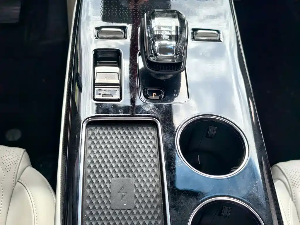 Dongfeng Forthing Xinghai V9 2024 — фото 35