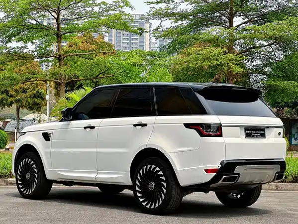 Land Rover Range Rover Sport 2014