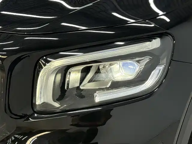 Mercedes-Benz GLB 2021 — фото 14