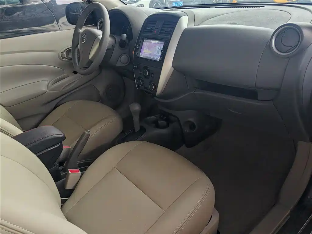 Nissan Sunny 2015 — фото 14