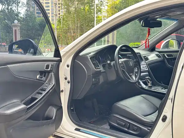 Honda Spirior 2015