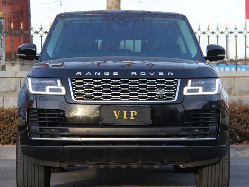 Land Rover Range Rover 2019 — фото 1