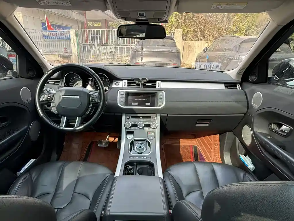 Land Rover Evoque 2015 — фото 8