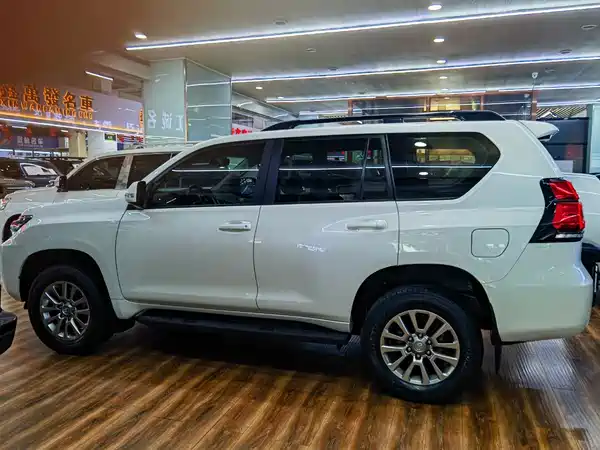 Toyota Prado 2019