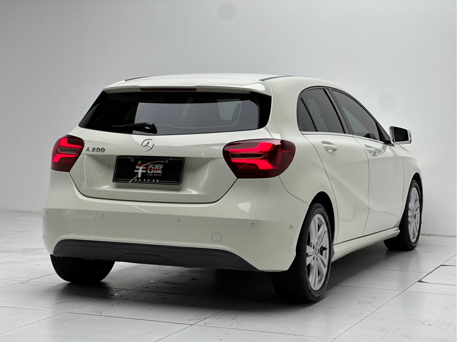 Mercedes-Benz A-Class 2018 — фото 4