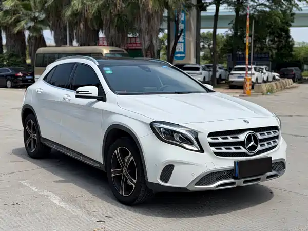 Mercedes-Benz GLA 2018
