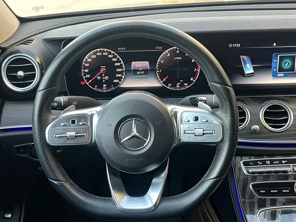 Mercedes-Benz E-Class 2019 — фото 10