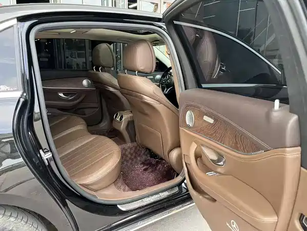Mercedes-Benz E-Class 2020