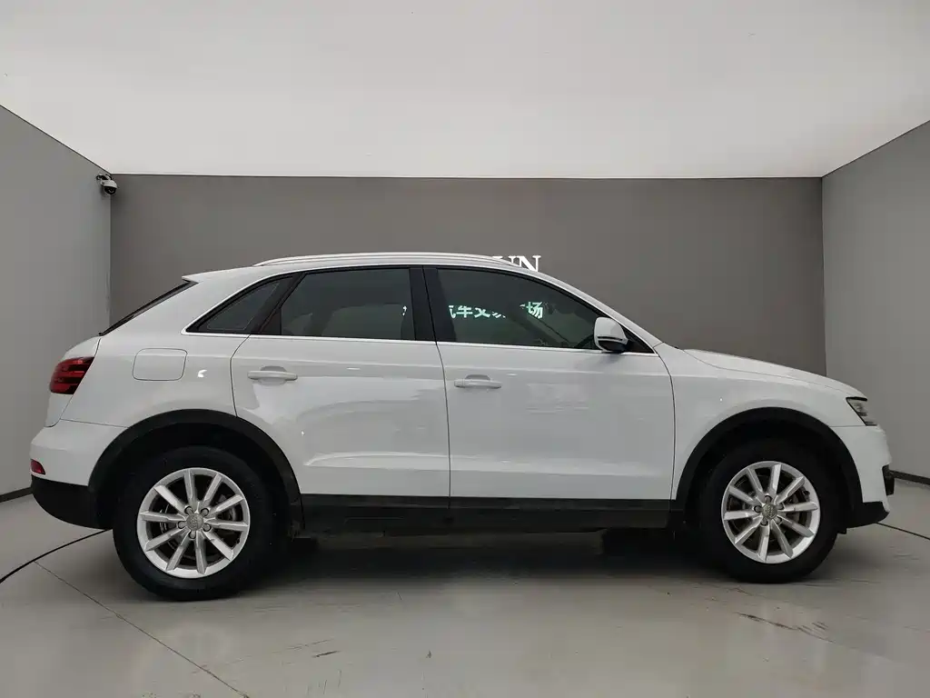 Audi Q3 2016 — фото 4