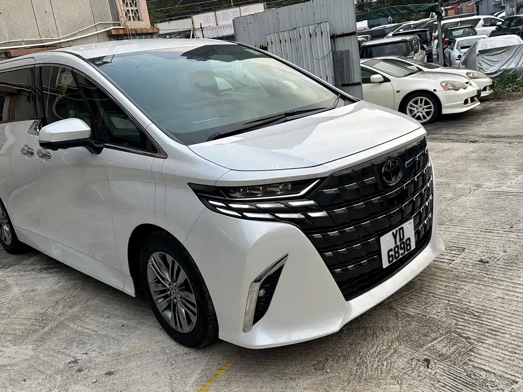 Toyota Alphard 2026 — фото 13